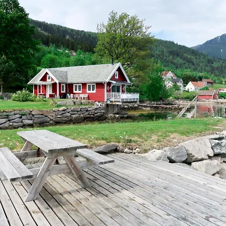 Naustet - Fjs027 Chalet Balestrand